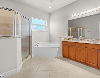 5717 Mango Circle - Photo Thumbnail 17