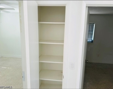 4560 Capri Drive - Photo Thumbnail 7