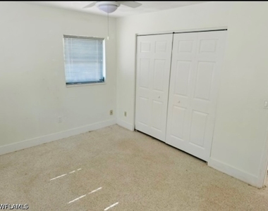 4560 Capri Drive - Photo Thumbnail 8