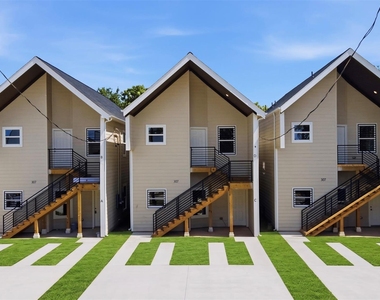 307 Bolden Street - Photo Thumbnail 3