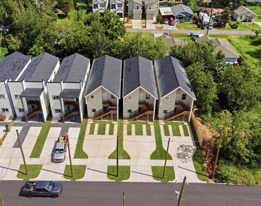 307 Bolden Street - Photo Thumbnail 9