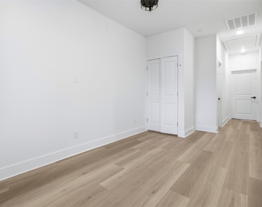 307 Bolden Street - Photo Thumbnail 28