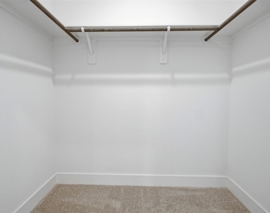 307 Bolden Street - Photo Thumbnail 17