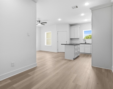 307 Bolden Street - Photo Thumbnail 30