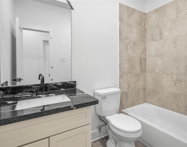 307 Bolden Street - Photo Thumbnail 14