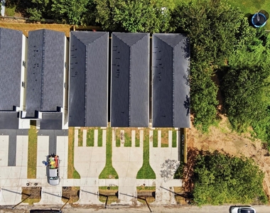 307 Bolden Street - Photo Thumbnail 7