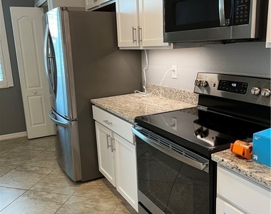 4163 Bluegrass Drive - Photo Thumbnail 3