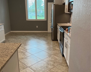 4163 Bluegrass Drive - Photo Thumbnail 2