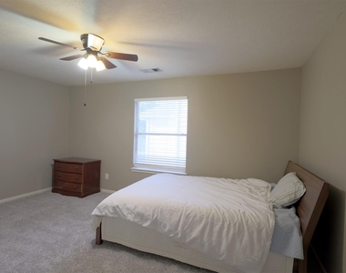 1715 Park Harbor Estates Drive - Photo Thumbnail 25