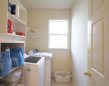 1715 Park Harbor Estates Drive - Photo Thumbnail 19