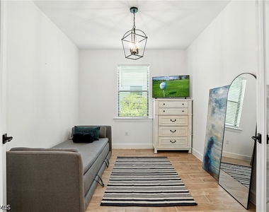 18282 Parksville Drive - Photo Thumbnail 25