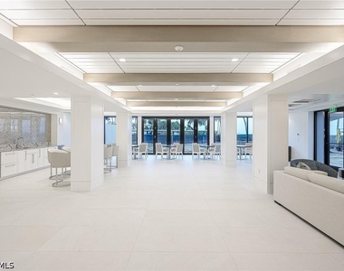 4001 Gulf Shore Boulevard N - Photo Thumbnail 16