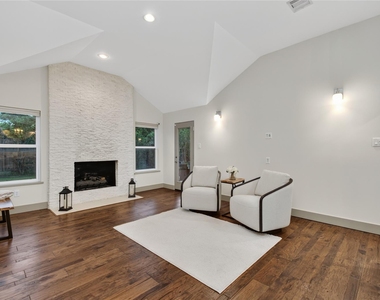 14603 Carolcrest Drive - Photo Thumbnail 11