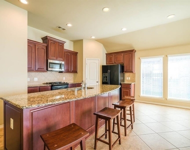 11015 Brighton Gardens Drive - Photo Thumbnail 17