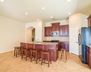 11015 Brighton Gardens Drive - Photo Thumbnail 21