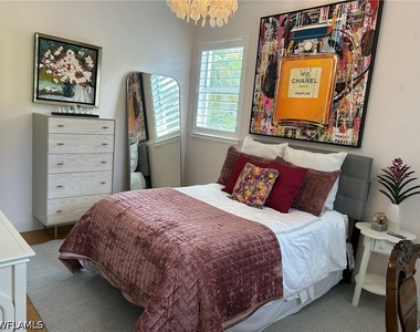 1107 Augusta Falls Way - Photo Thumbnail 14