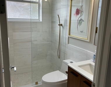 1107 Augusta Falls Way - Photo Thumbnail 15