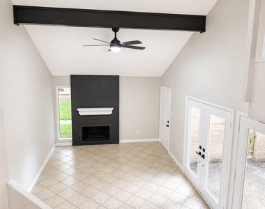6106 W Airport Boulevard - Photo Thumbnail 11