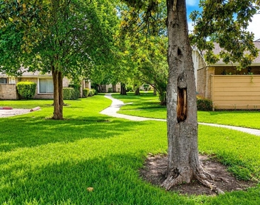 6106 W Airport Boulevard - Photo Thumbnail 18