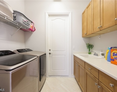 1419 Serrano Circle - Photo Thumbnail 28