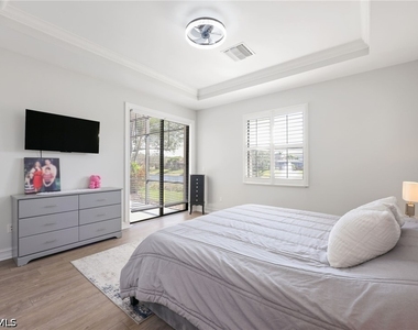 1419 Serrano Circle - Photo Thumbnail 17