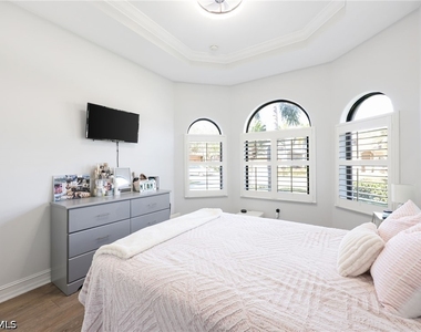 1419 Serrano Circle - Photo Thumbnail 23