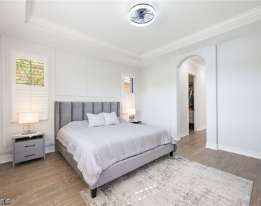 1419 Serrano Circle - Photo Thumbnail 18