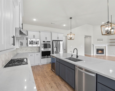 28080 Woodland Bend Way - Photo Thumbnail 10
