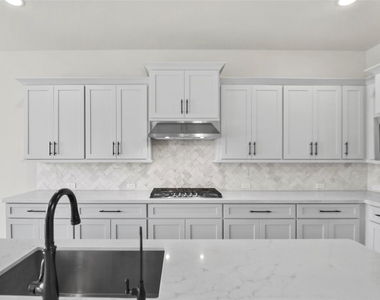 28080 Woodland Bend Way - Photo Thumbnail 11
