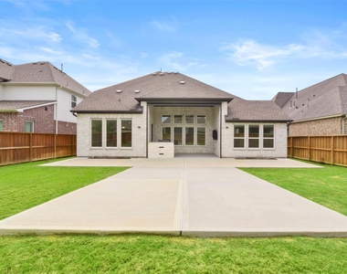 28080 Woodland Bend Way - Photo Thumbnail 33