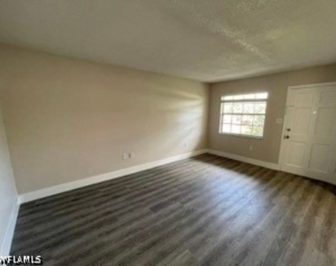 3325 Airport Road N - Photo Thumbnail 7