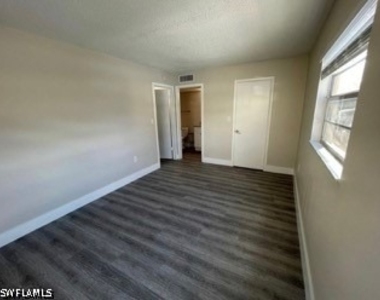 3325 Airport Road N - Photo Thumbnail 5