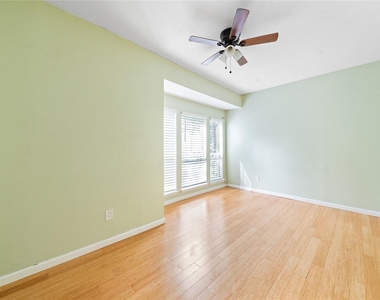 2100 Tanglewilde Street - Photo Thumbnail 20