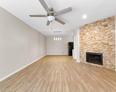 2100 Tanglewilde Street - Photo Thumbnail 3