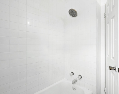2410 Milby Street - Photo Thumbnail 10