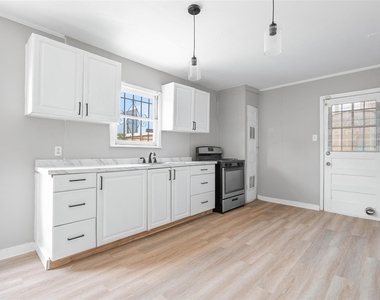 2410 Milby Street - Photo Thumbnail 6