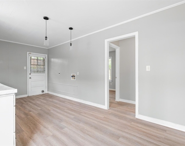 2410 Milby Street - Photo Thumbnail 5