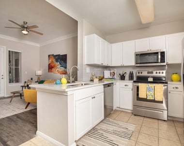 4001 Fannin Street - Photo Thumbnail 6