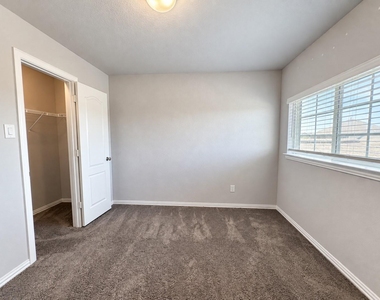 140 Kelly Street - Photo Thumbnail 26