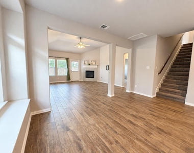 140 Kelly Street - Photo Thumbnail 7