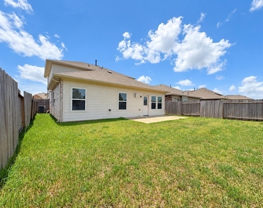 140 Kelly Street - Photo Thumbnail 30