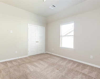 3442 Cabernet Shores Drive - Photo Thumbnail 24