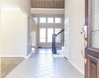 3442 Cabernet Shores Drive - Photo Thumbnail 31