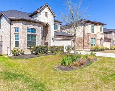 3442 Cabernet Shores Drive - Photo Thumbnail 1