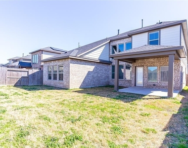 3442 Cabernet Shores Drive - Photo Thumbnail 34