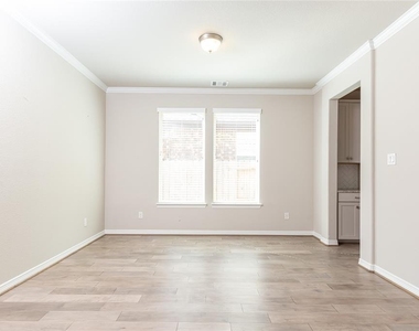 3442 Cabernet Shores Drive - Photo Thumbnail 29