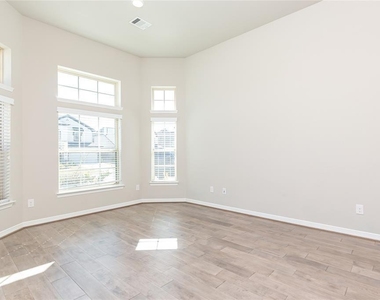 3442 Cabernet Shores Drive - Photo Thumbnail 30
