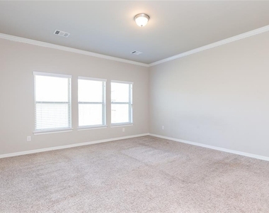 3442 Cabernet Shores Drive - Photo Thumbnail 28