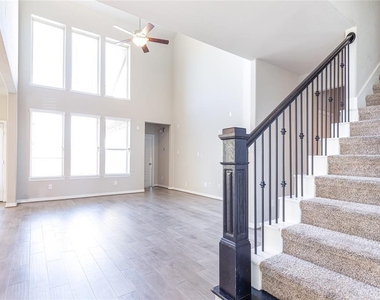3442 Cabernet Shores Drive - Photo Thumbnail 7