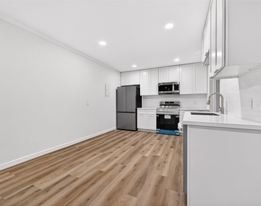 3300 Yorktown Street - Photo Thumbnail 15